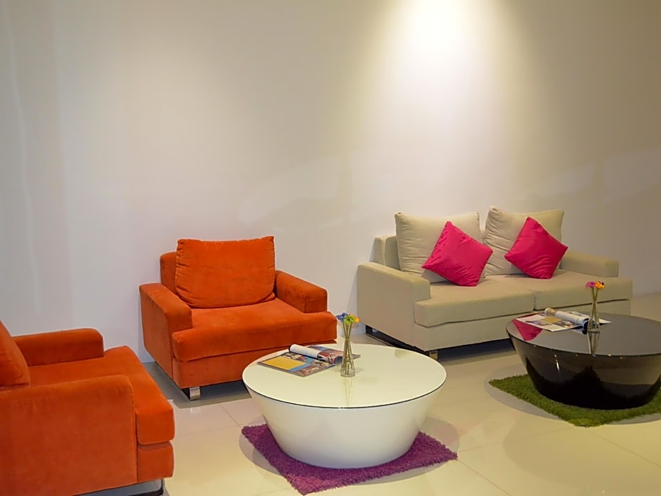 The Scenery City Hotel