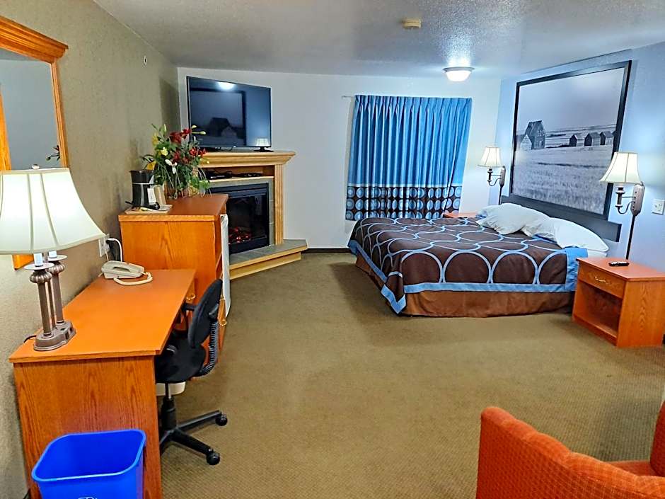 Super 8 by Wyndham Three Hills AB