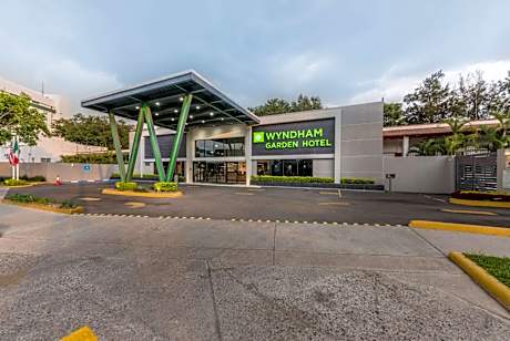 Wyndham Garden Guadalajara Expo