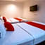 Hotel O Taj (seksyen 13)