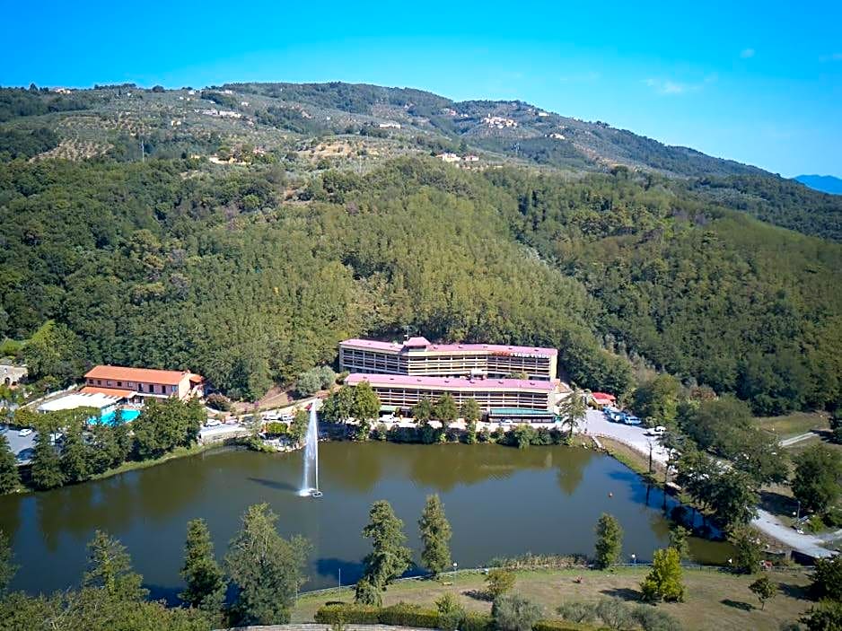 Hotel Lago Verde
