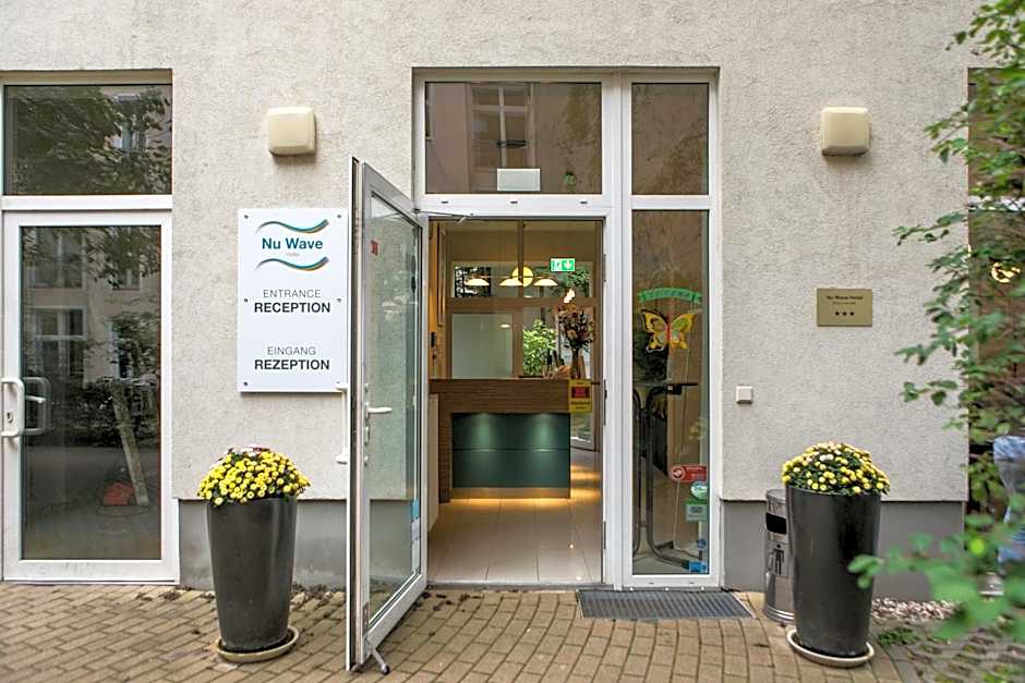 Nu Wave Hotel Berlin - Digital Check-In 2025