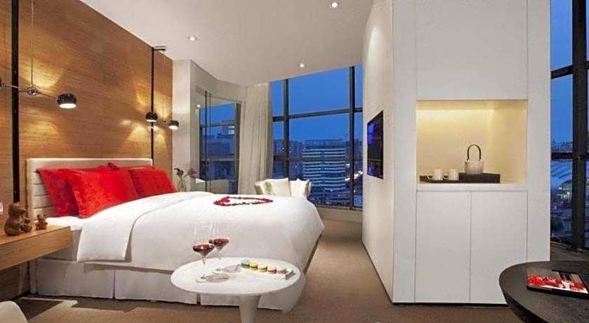 Himalayas Qingdao Hotel