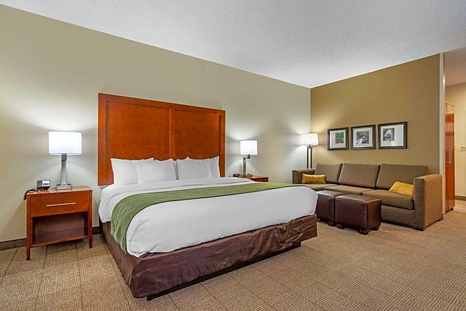 Comfort Inn & Suites Lenoir Hwy 321 Northern Foothills