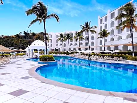 Sierra Mar All Inclusive at Tesoro