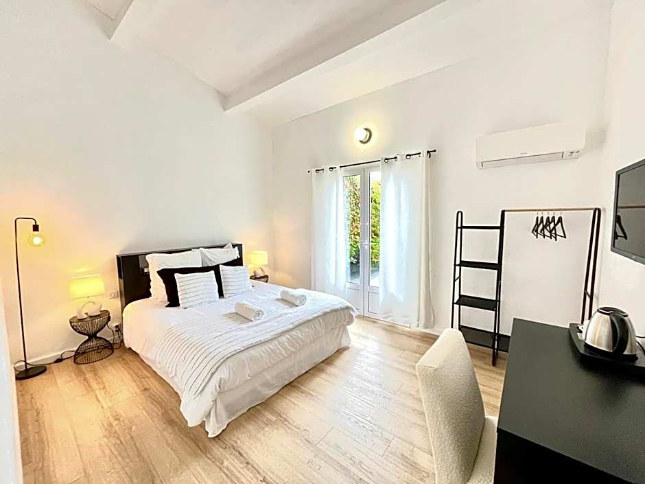 Villa B