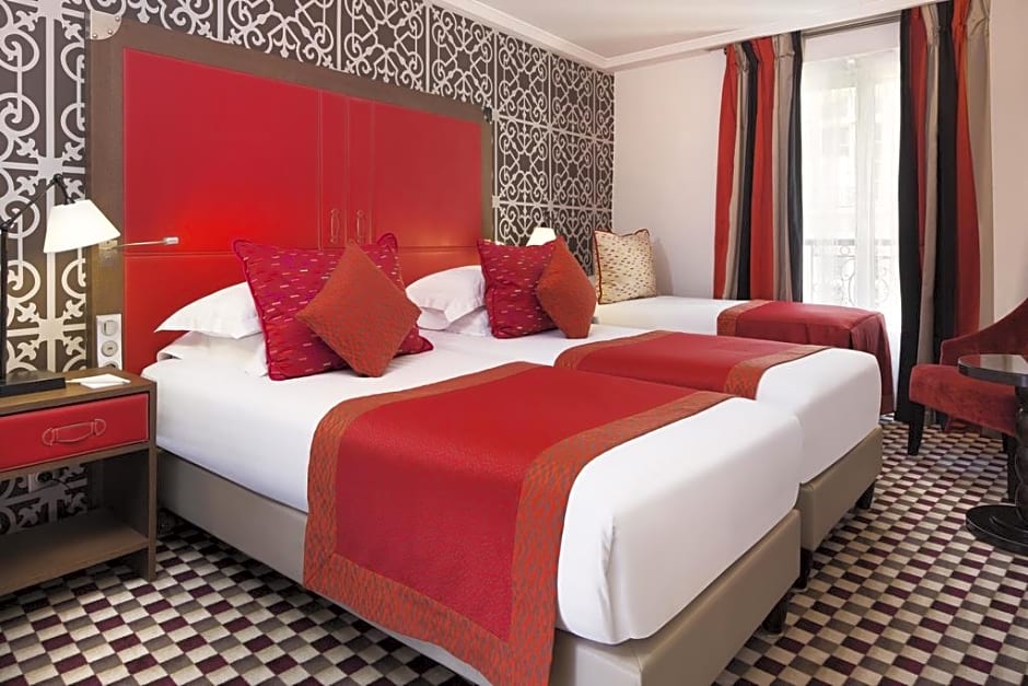 Phileas Hotel