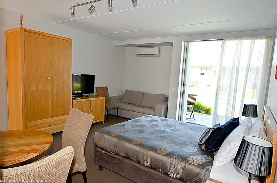 Riverside Ocean Grove Motel Suites and Holiday Cabins