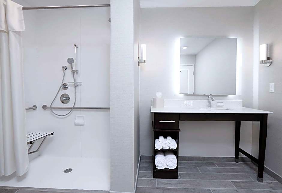 Photo 1 of 6 of 1 Bedroom 2 Queen Beds Suite, Hearing/Mobility Accessible, Roll in Shower