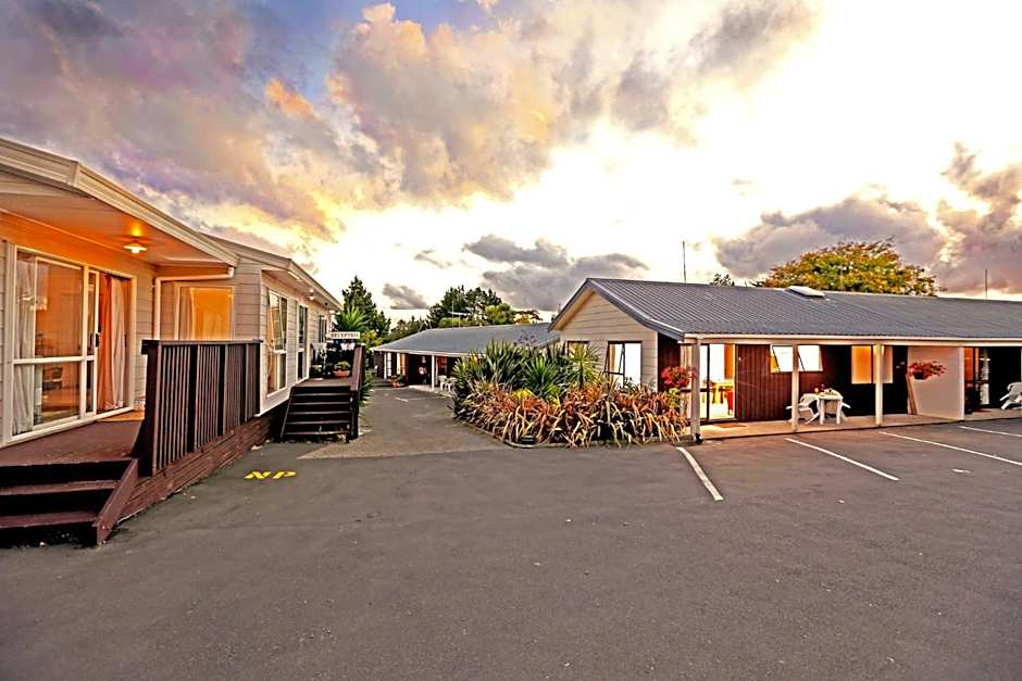Waiuku Lodge Motel
