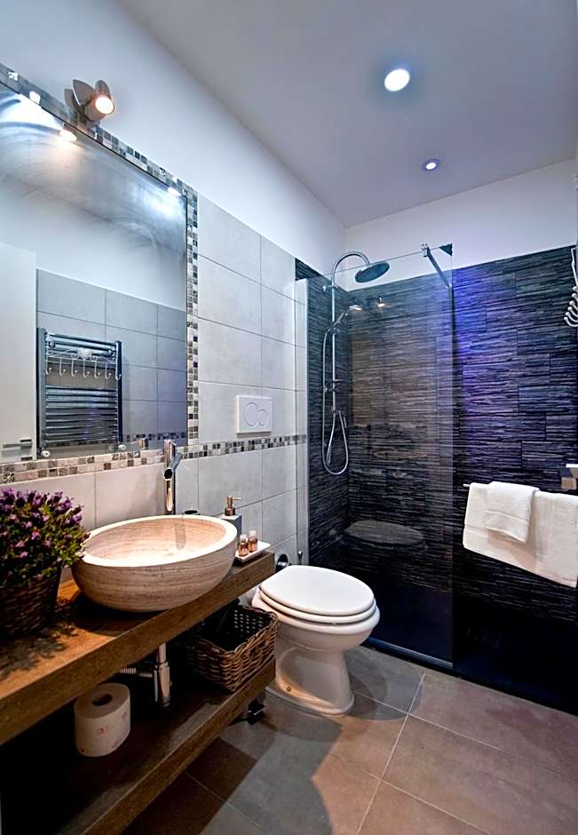 TinkerBell GuestHouse