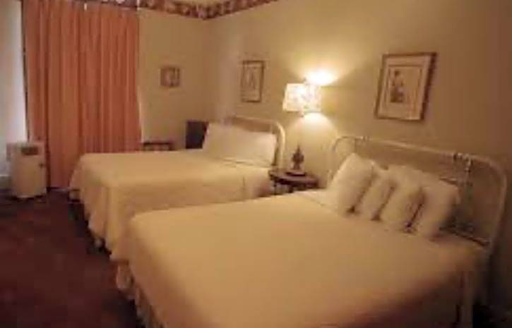 Historic Palace Hotel