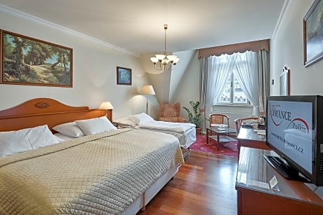 Triple room