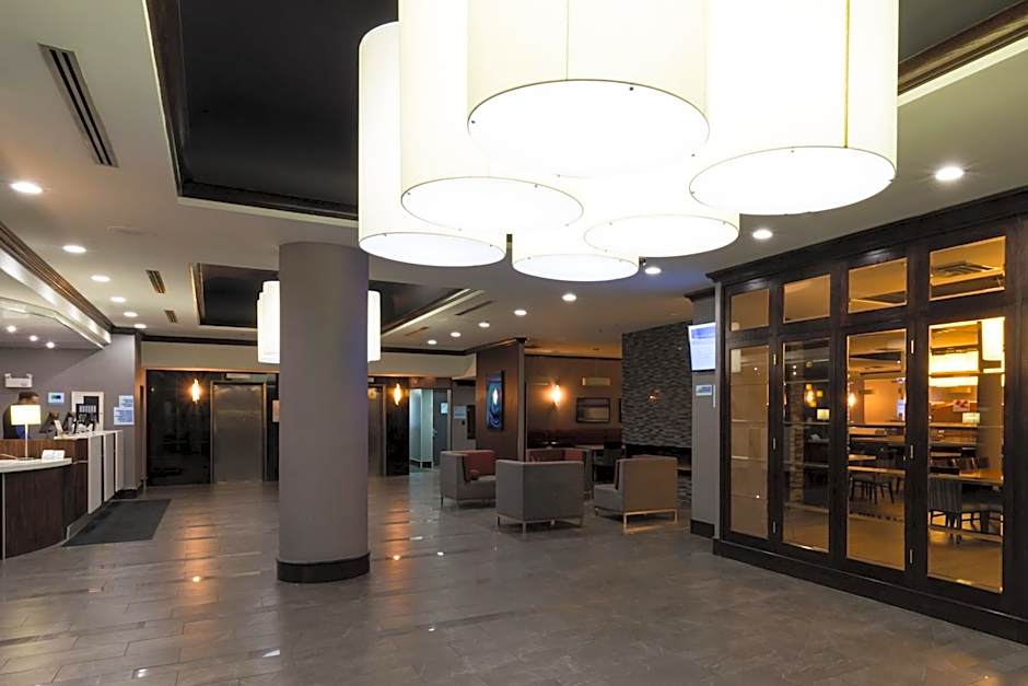 Holiday Inn Express Edmonton Downtown By IHG