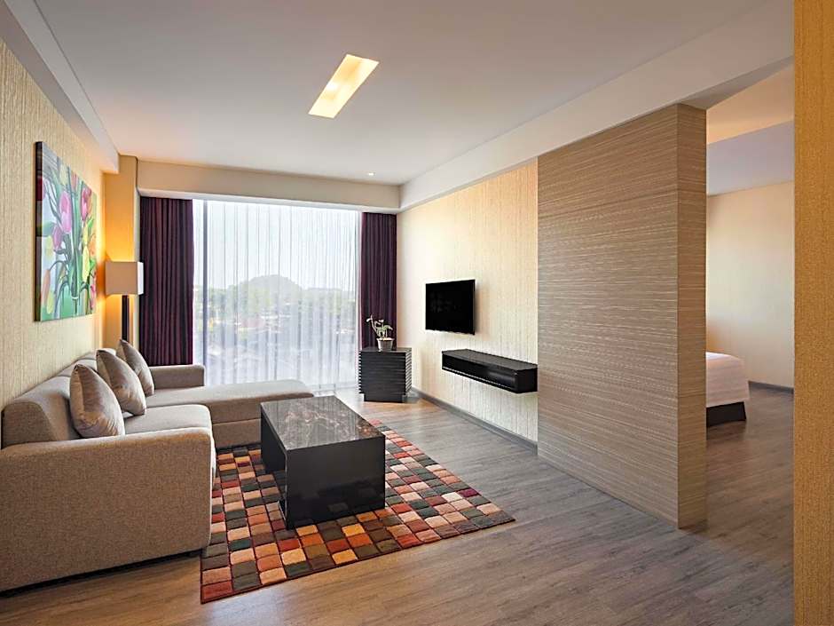 Mercure Padang Hotel