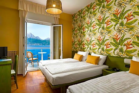 Double or Twin Room with Balcony and Lake View
