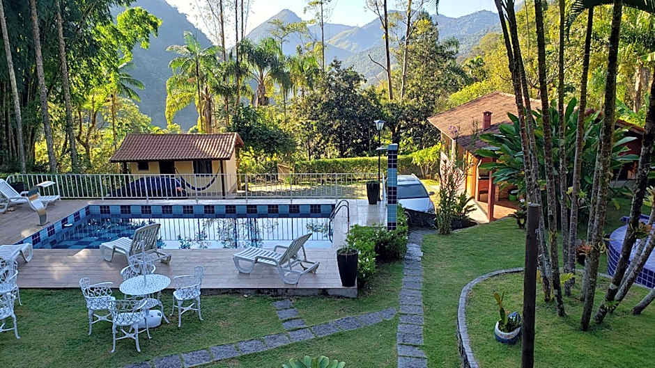 Pousada Beija Flor-Lumiar - Piscinas e Café