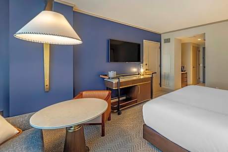 ADA Deluxe Room 1 King Bed