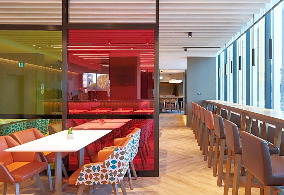 Holiday Inn Express Sydney Airport By IHG