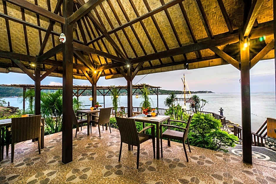 Laguna Reef Huts