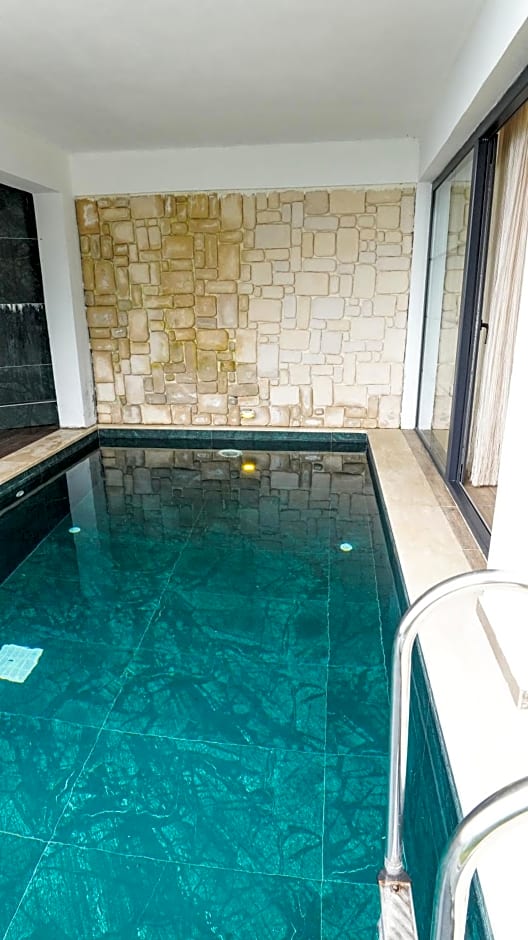 Sertil Royal Forest Hotel