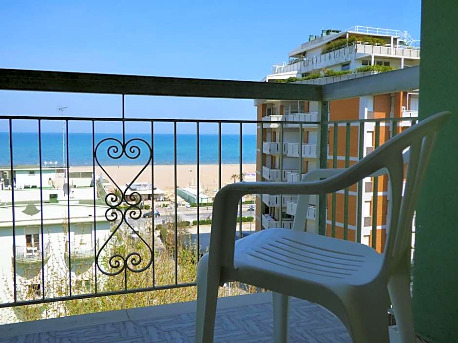 Consul Hotel