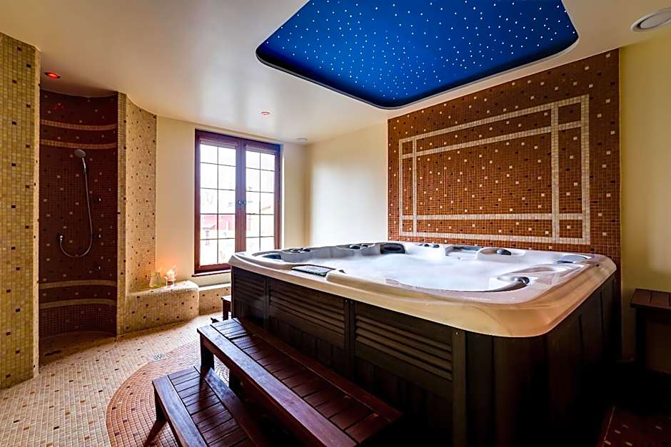 Hotel Konradówka Wellness & SPA - 300 metrów do centrum