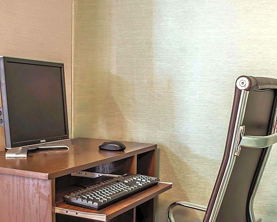 Baymont by Wyndham Richmond I-70