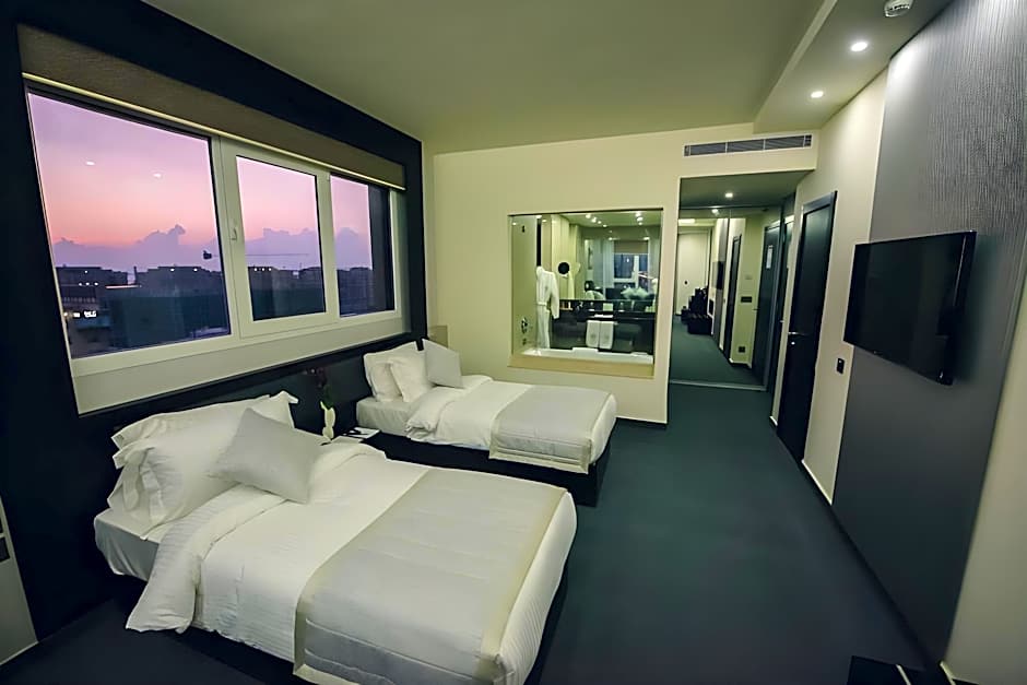 LOUIS V HOTEL LEBANON