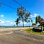 Semarak Beach Inn