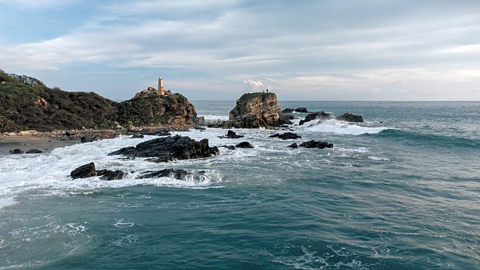 Selina Puerto Escondido
