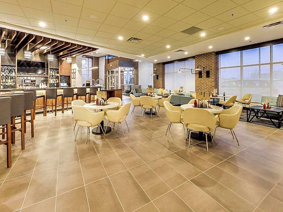 Hyatt Place Edmonton-West