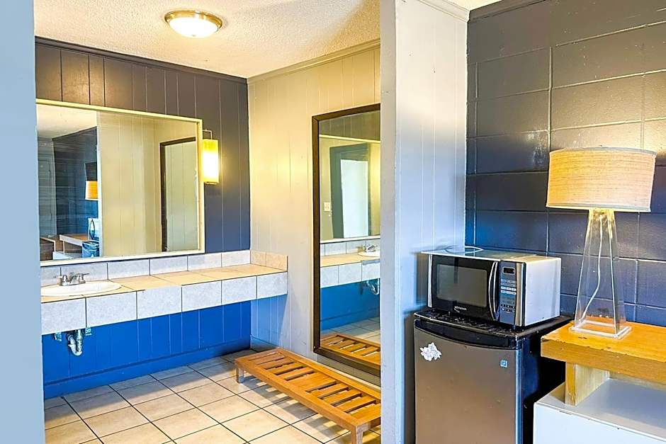 Sunrise Inn By OYO Albany