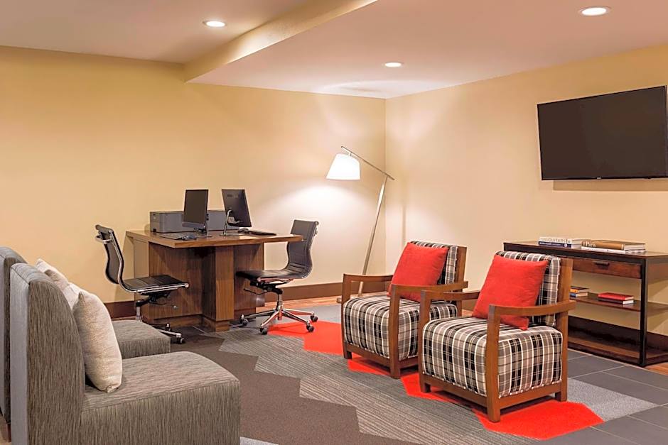 Four Points by Sheraton Milwaukee Airport