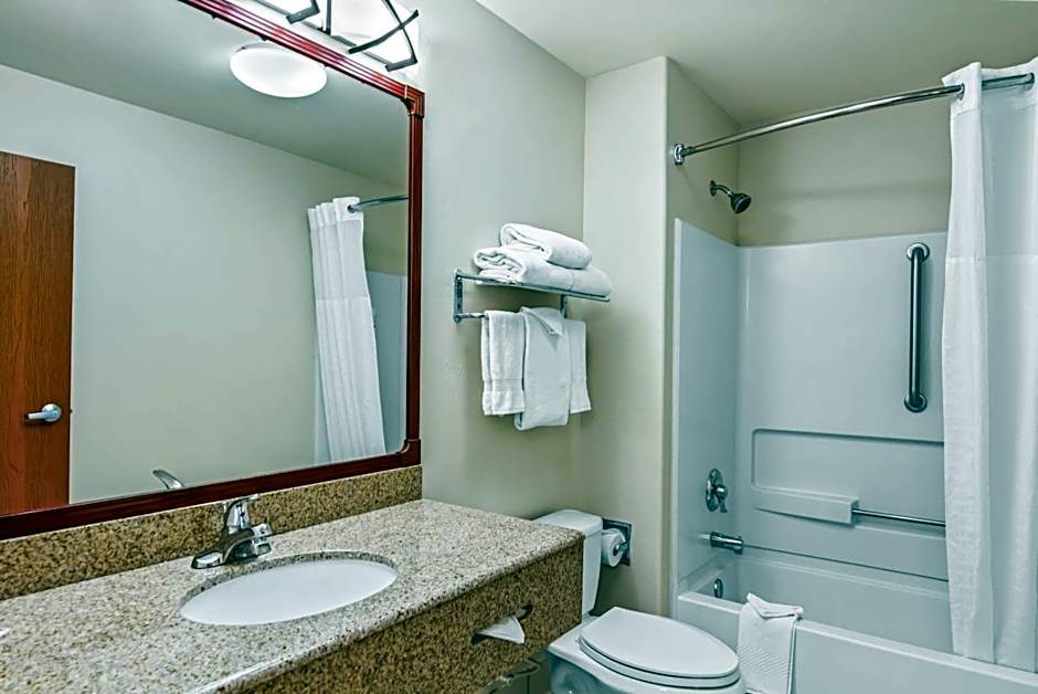 Quality Inn & Suites Vail Valley