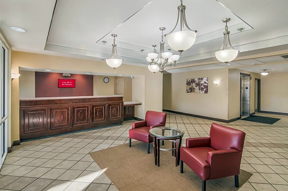 Red Roof Inn & Suites Pensacola East - Milton