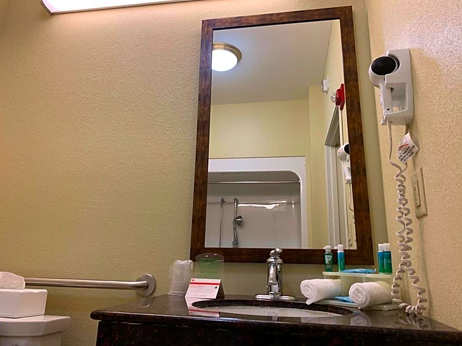 Holiday Inn Express Hotel & Suites Pampa By IHG