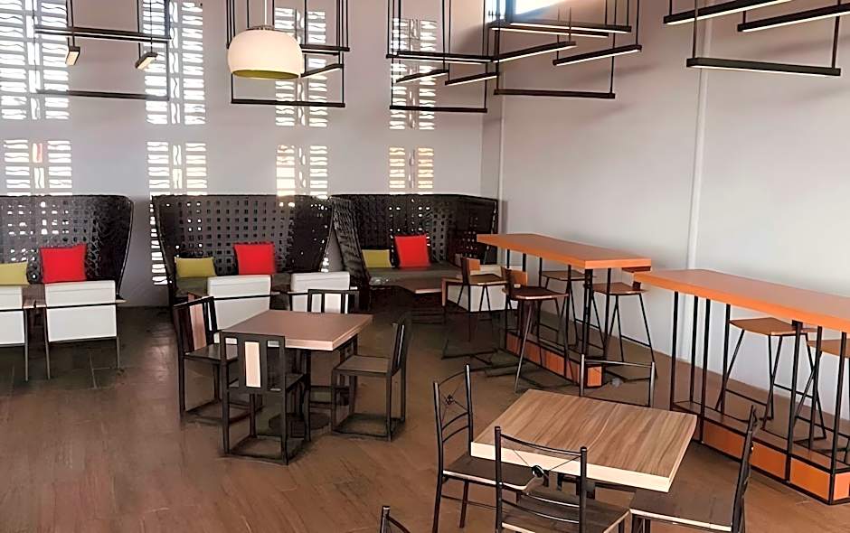 Portola Grand Arabia Hotel