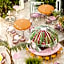 Hotel Juana