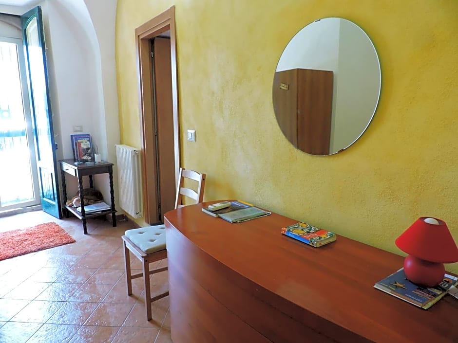 Etna Hiking B&B – Trecastagni, CA