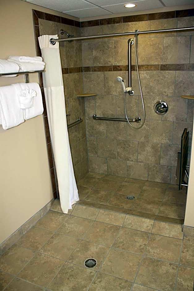Osage Creek Lodge