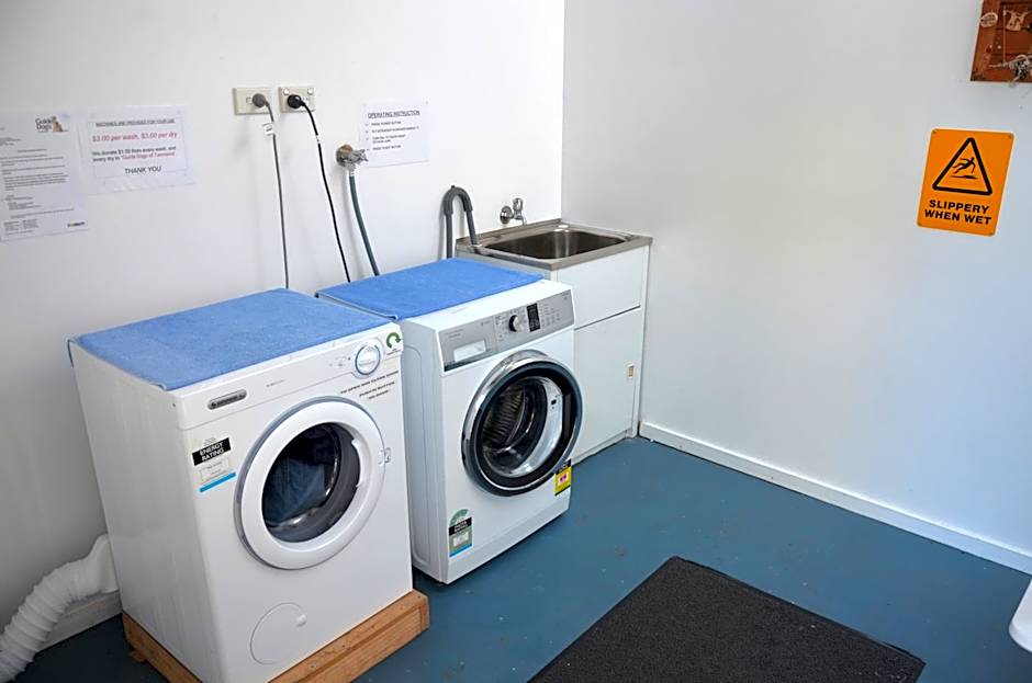 Castaway Holiday Apartments