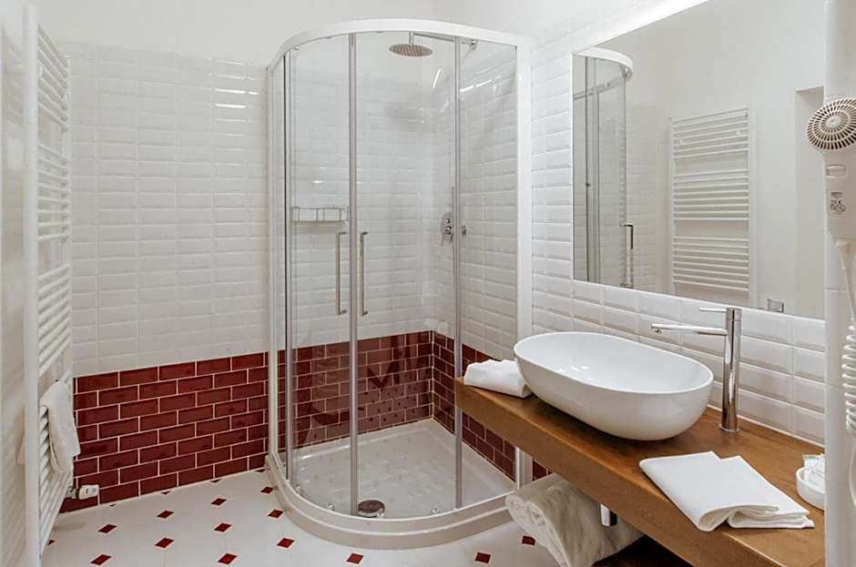 Hotel Aganoor