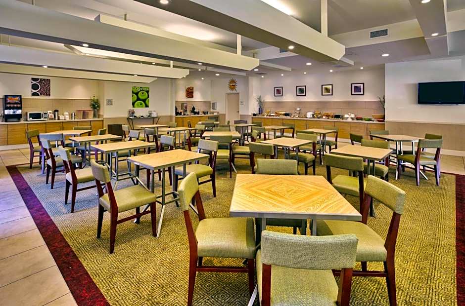 La Quinta Inn & Suites by Wyndham Danbury