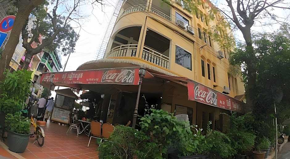 The Bright Lotus Guesthouse