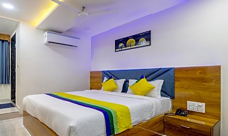 Itsy Hotels Signature, Nehru Nagar