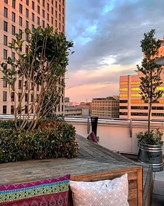 Troubadour Hotel New Orleans