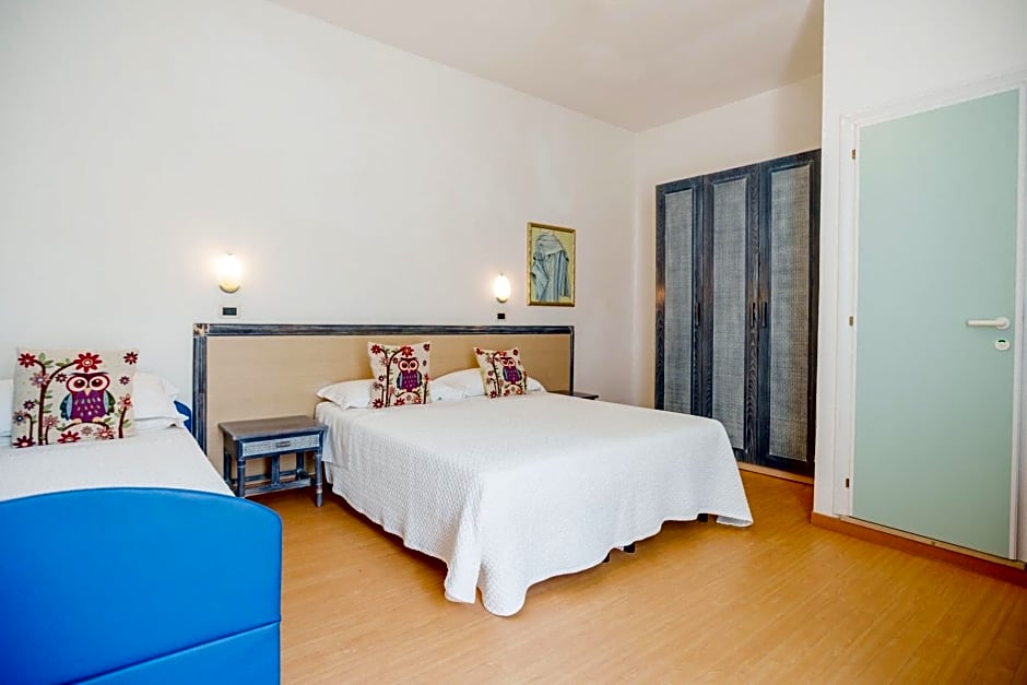 NOIDUE Hotel