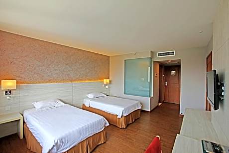 Grand Superior Room
