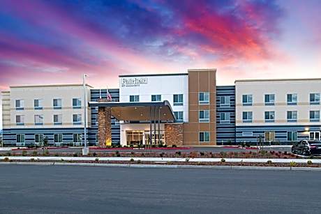Fairfield by Marriott Inn & Suites Winters Davis
